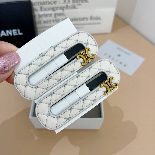 With Packaging A Pair Celine Celine Arc De Triomphe New Hairpin Classic Bb Clip