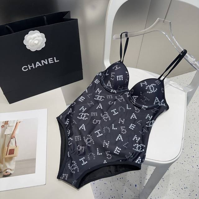 Chanel Swimsuit Fashion Must-Have Super Figure Sml