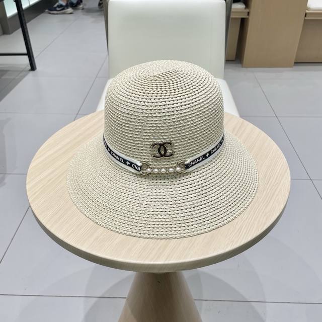 chanel Chanel Straw Hat Round Head Circumference 57Cm
