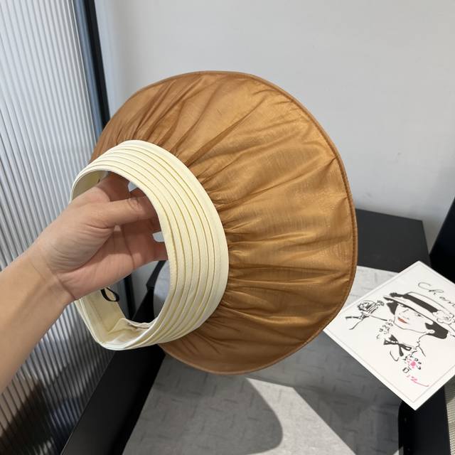 gucci Gucci's New Shell Hat Hollow Top Sun Hat Can Be Folded For Travel And E