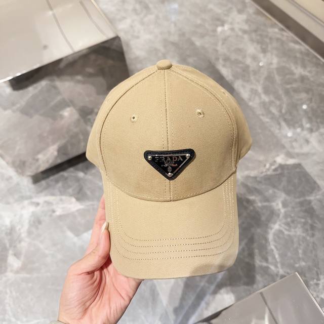 prada Prada Early Spring New Big Brand Baseball Cap Classic Style Unisex