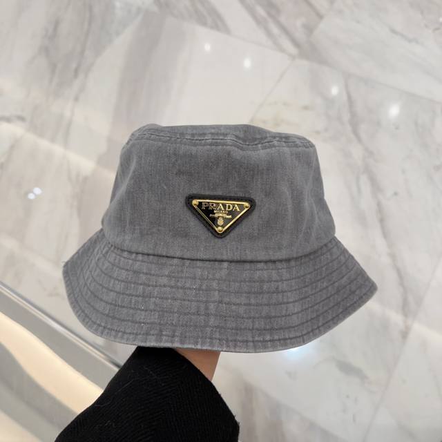 Prada Classic Triangle Logo Bucket Hat Universal Must-Have Item, Looks Good For