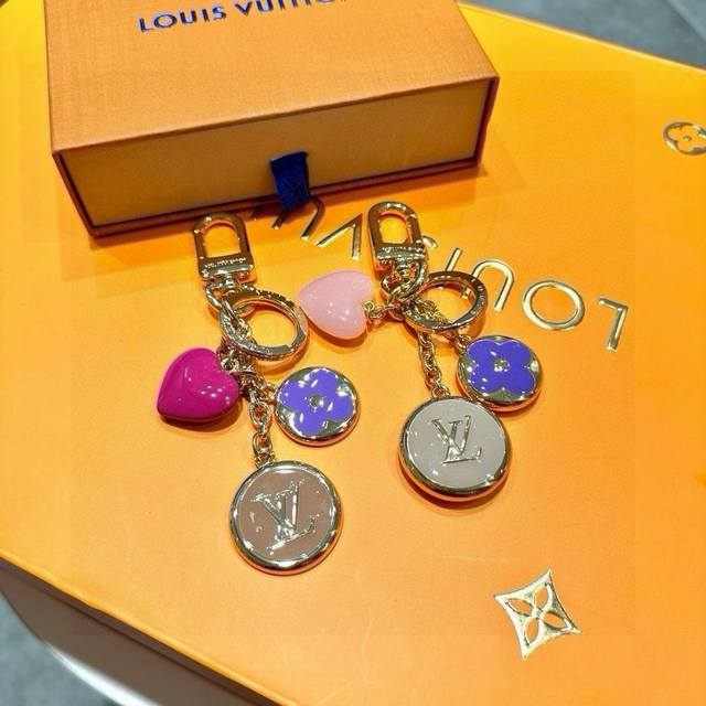 Original Picture Original Packaging Louis Vuitton Official Website Twist Heart B