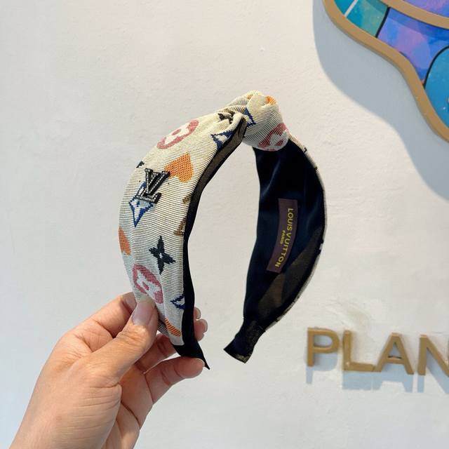 With Packaging Lv Louis Vuitton Hot New Wide Version Headband Fashion Headband C