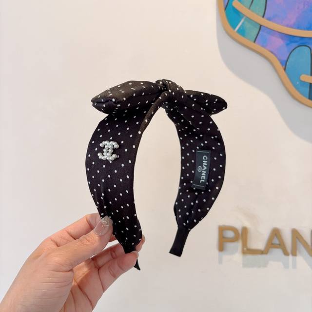 With Packaging Chanel Chanel's New Exquisite Polka Dot Bow Headband Retro Intern