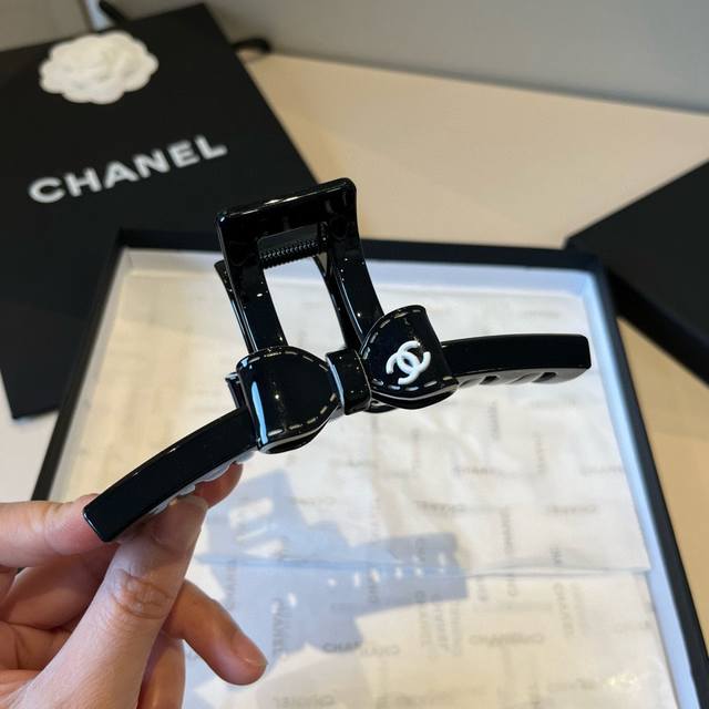 chanel Chanel Hairpin