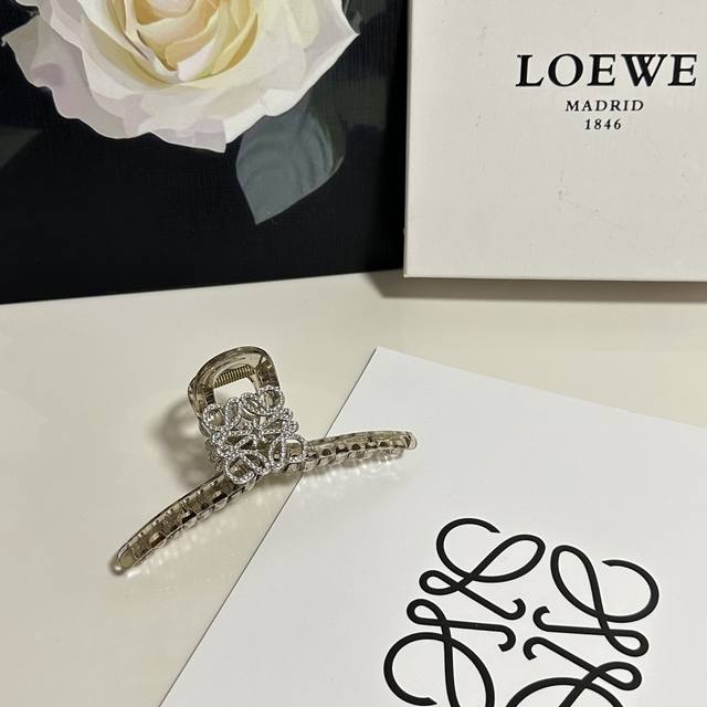 Single With Counter Packaging Loewe Vintage Czech Diamond Clip Elegant Girl Is W