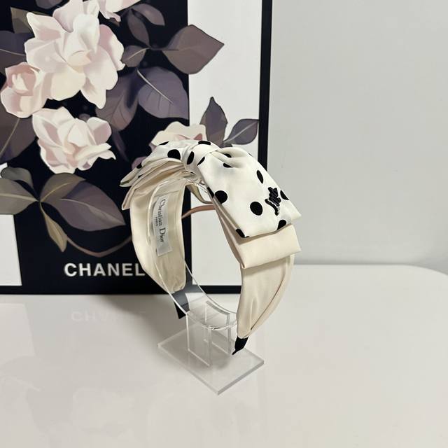 Special Counter Packaging Dior Dior's Latest Headband# Believe Me, This Is A Mus