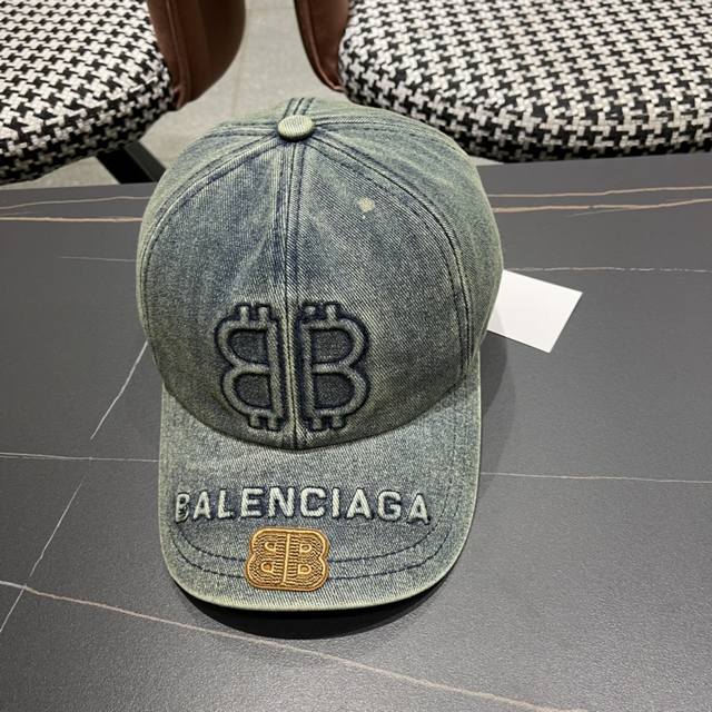 Balenciaga New Washed And Distressed Denim Baseball Cap Newly Launched Washed De