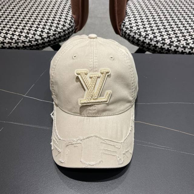lv Louis Vuitton 2025 New Classic Casual Trendy Simple Baseball Cap Japanese