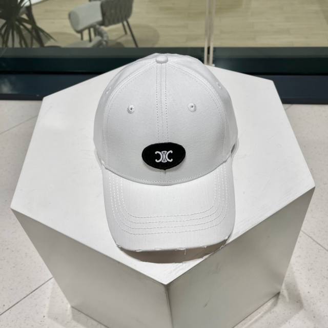 celine Celine New Simple Baseball Cap New Shipment Big Brand Style Super Easy