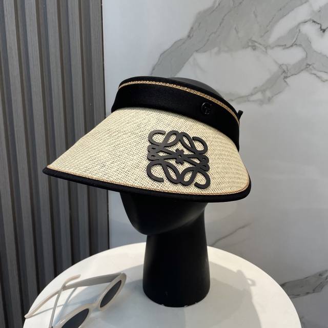 Loewe's New Hollow Hat A Sun Hat You Will Love At First Sight In Summer, You Nee