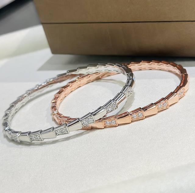 c491 First Come First Served Fashion Snake Bracelet High-End Crafted Seiko Ve