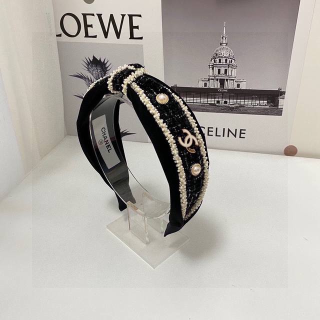 Special Counter Packaging Chanel Chanel Popular Enamel Headband Age-Reducing Gir