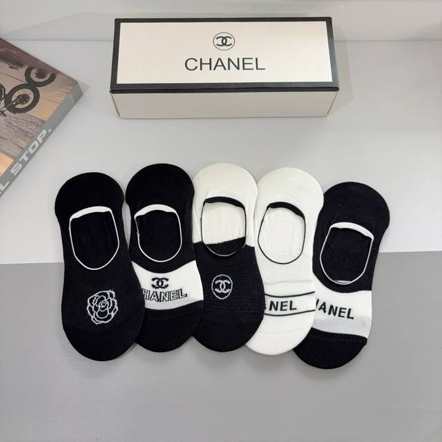 With Packaging, 5 Pairs In A Box Chanel Chanel New High-End Boat Socks Classic L