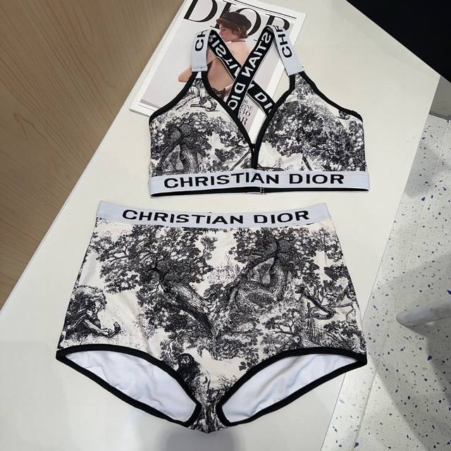Dior Swimsuit Fashionista Must-Have Super Figure Sml