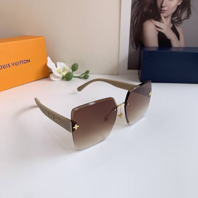 lv Louis Vuitton Internet Celebrity Same Style Square Frame Sunglasses Fashio