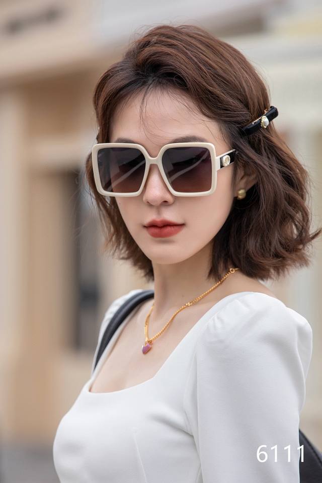 dior-Dior 2025 Spring New Trend Hot Fashion Square Frame Polarized Sunglasses