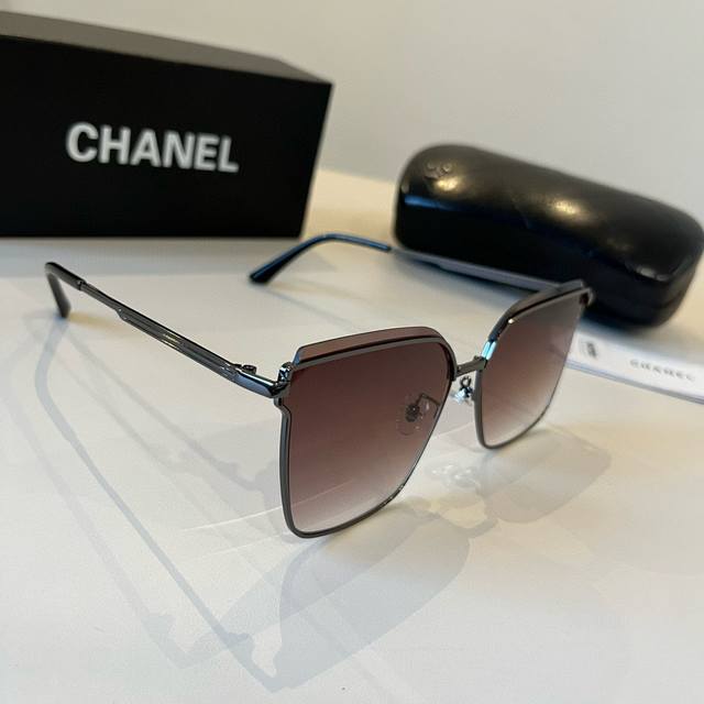 chanel Chanel Sunglasses Many Celebrities Have The Same Chanel New Large Fram