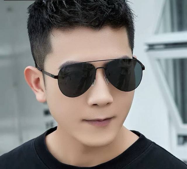 lv 2025 New Style Men And Women Couple Sunglasses Polygonal Sunglasses Ip Pla