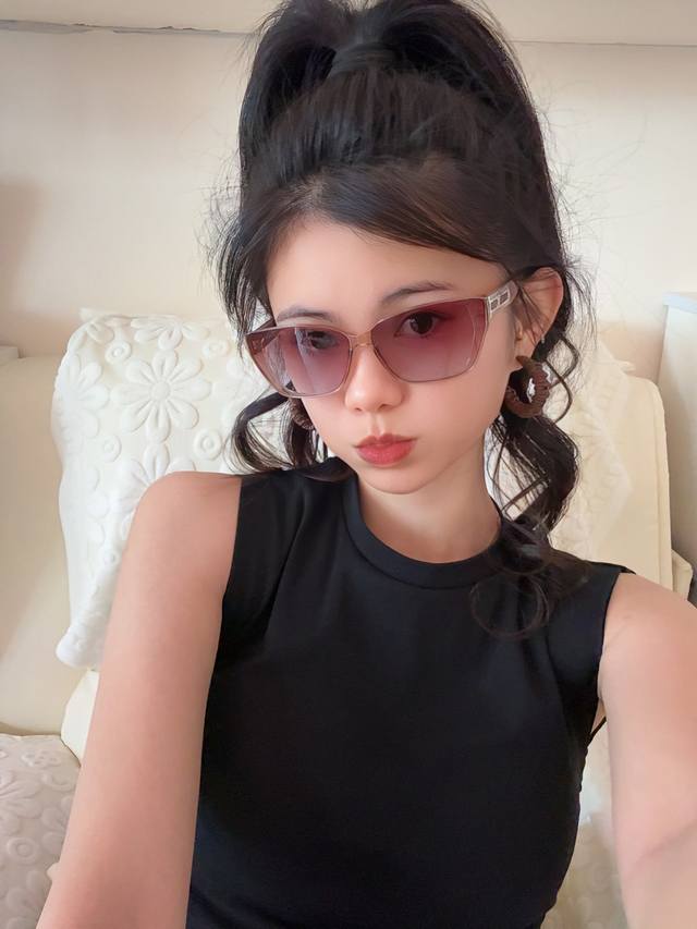 lv 2025 New Women's Square Frame Sunglasses Driving Sunglasses New Sunglasses