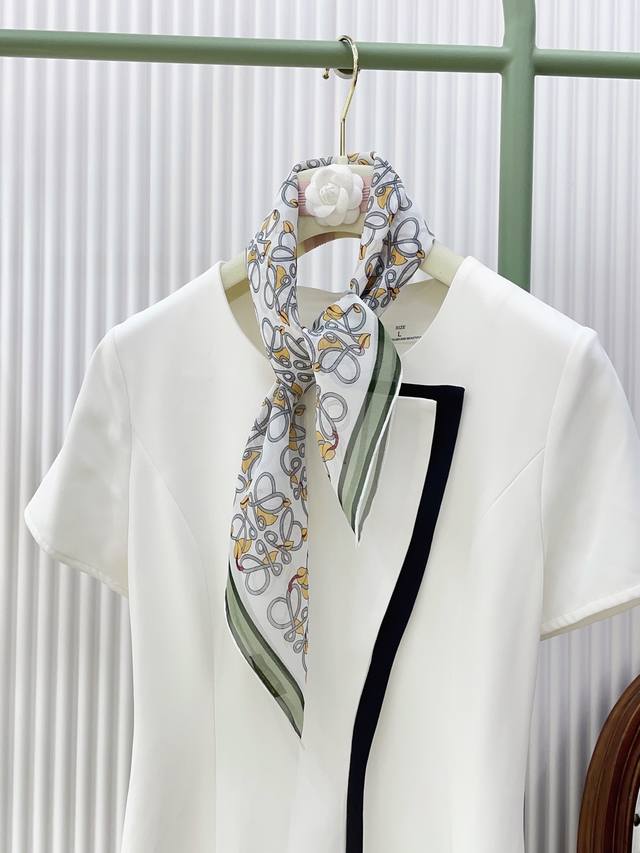 New Silk Georgette Loe Floral Small Square Scarf Spring And Summer Silk Style Ca
