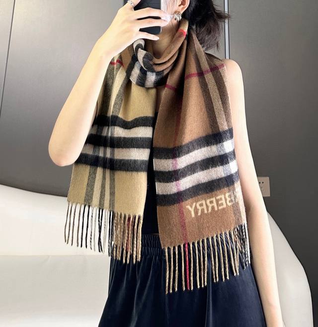 New. Plaid Color Matching Scarf Camel Color And Caramel Color Size 168X30Cm 100%