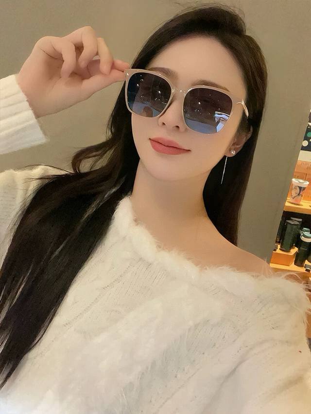 New Chanel Sunglasses Interpret The Latest Spring And Summer With Unique Charm A