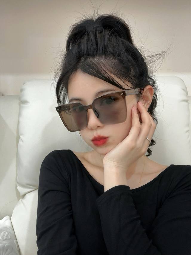 gucci-Nylon Polarized One-Piece Sunglasses 2025 New Spring Trend Hot Style Fa