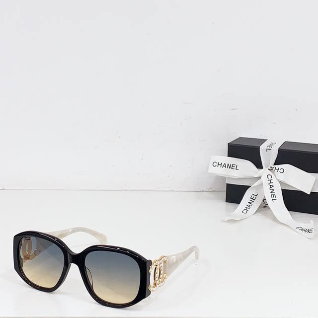 chanel Mod A71498 Size 58 Ports 20 135 1302150