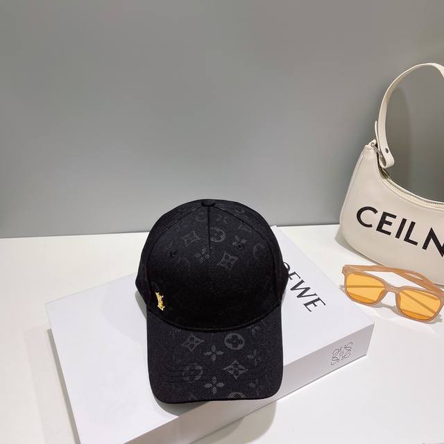 Louis Vuitton Baseball Cap Louisvuitton Lv Baseball Cap Simple Atmosphere Classi