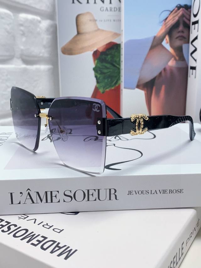 chanel Chanel Popular Sunglasses To Protect Your Face From The Sun