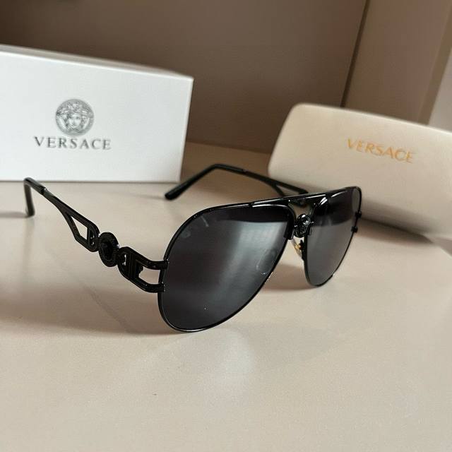 versace Versace European And American Style Fashion Sunglasses Men's Polarize