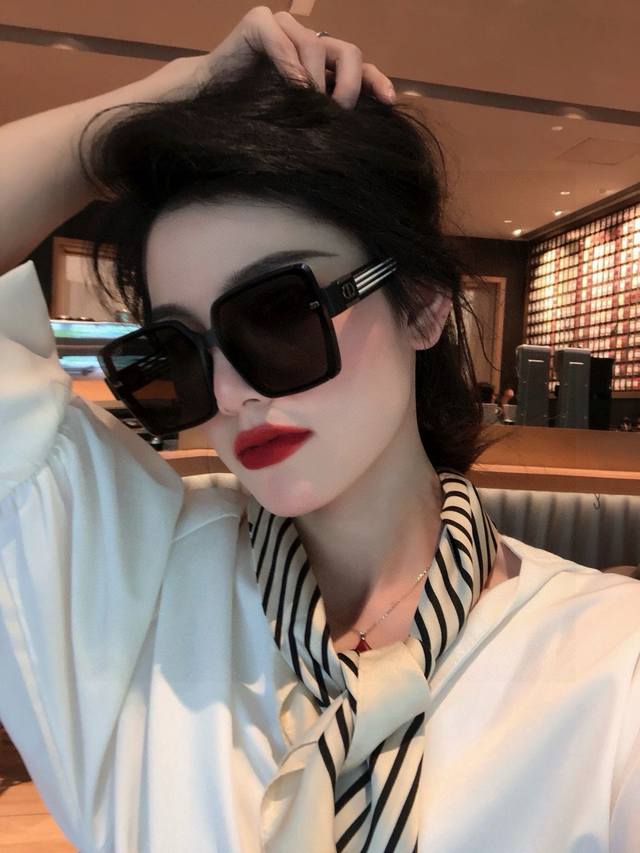 dior Sunglasses 2025 New Style Trendy Fashion Square Frame Polarized Sunglass