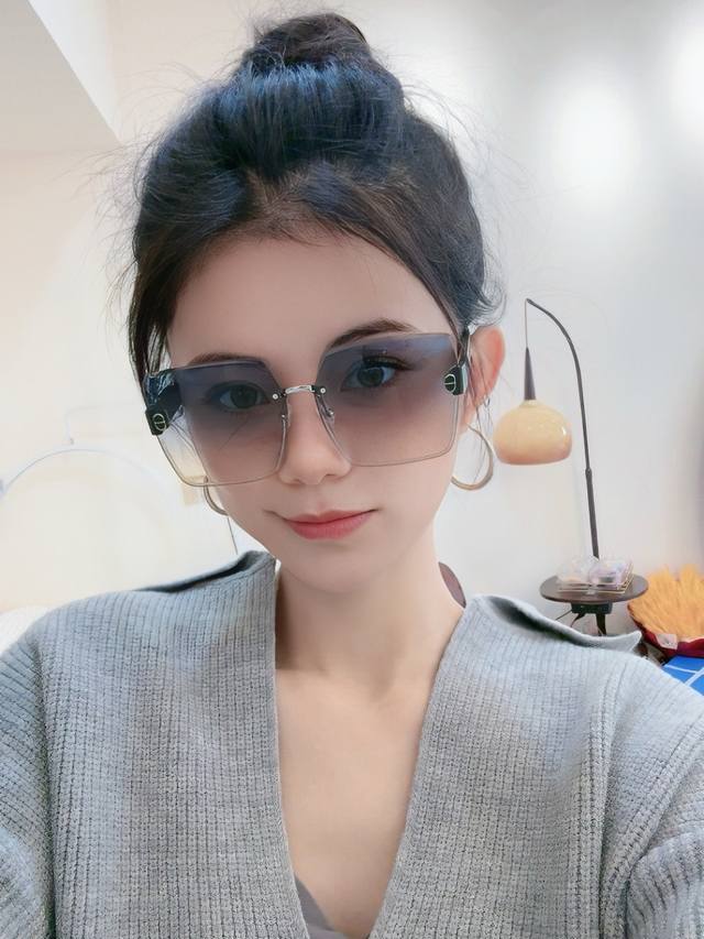 dior-Dior 2025 Spring New Trend Hot Fashion Square Frame Sunglasses High Qual