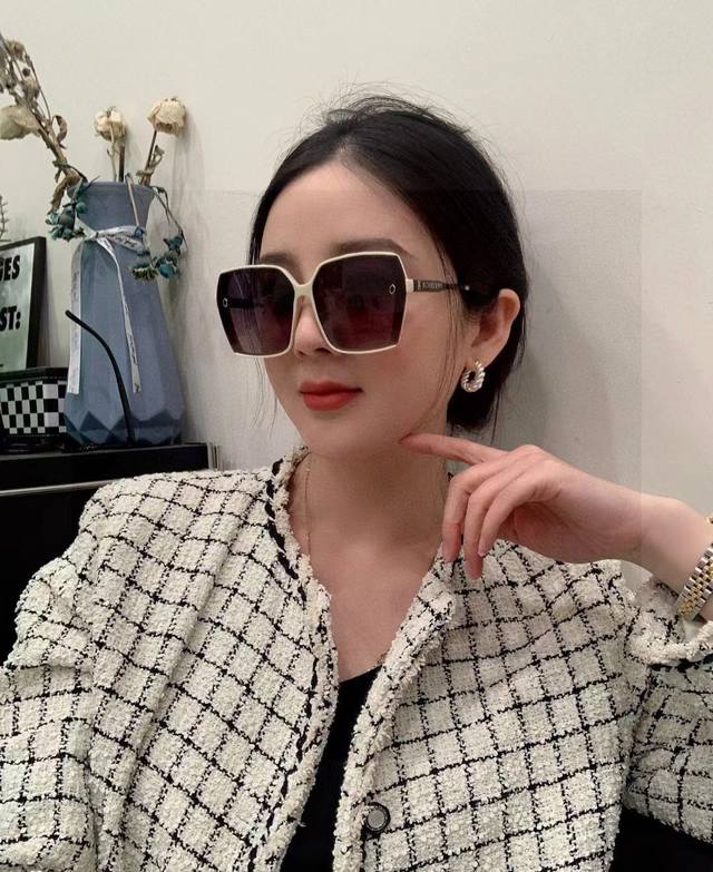 Polarized Series Sunglasses Original Shipment Burberry Internet Celebrity Super