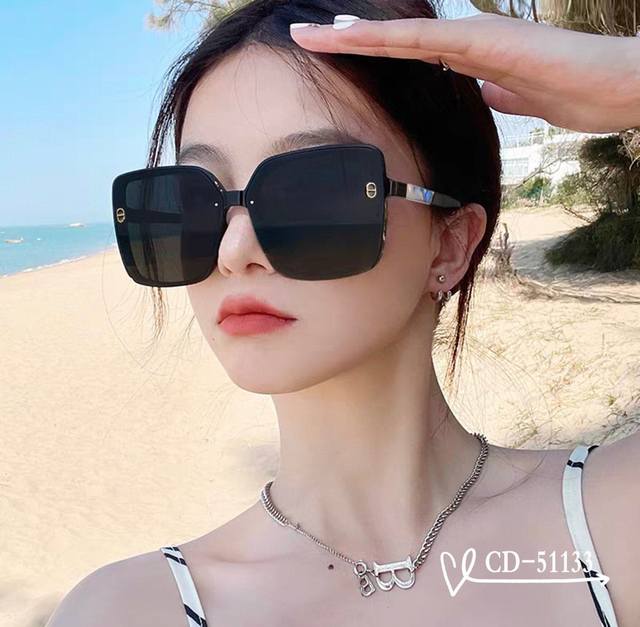 French Dior-Dior . Polaroid Resin Polarized Lens . Tr90 Frame Is Light And Comfo