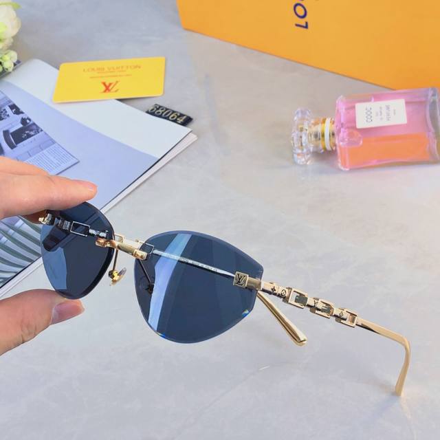 louis Vuitto*Fashion New Sunglasses, High Quality, High Texture, Versatile, C