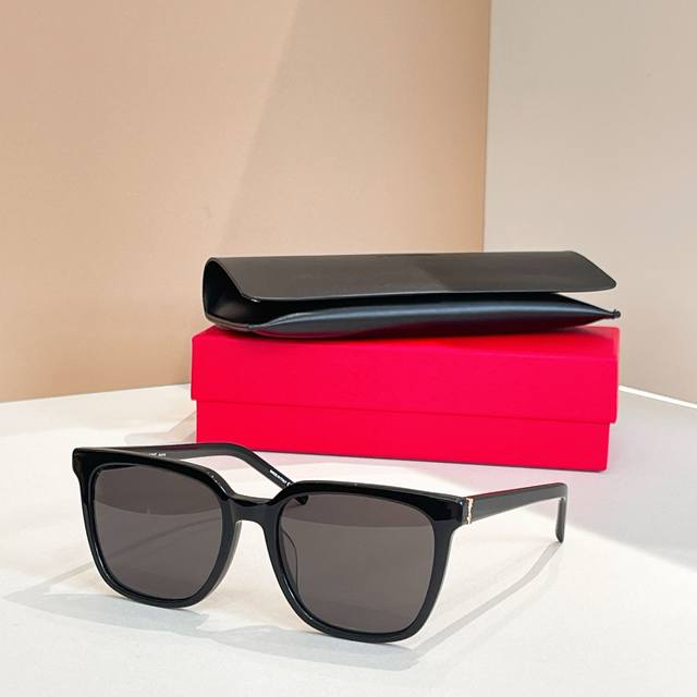 saint Lauren*Model Sl M146Size 54 Ports 20-145