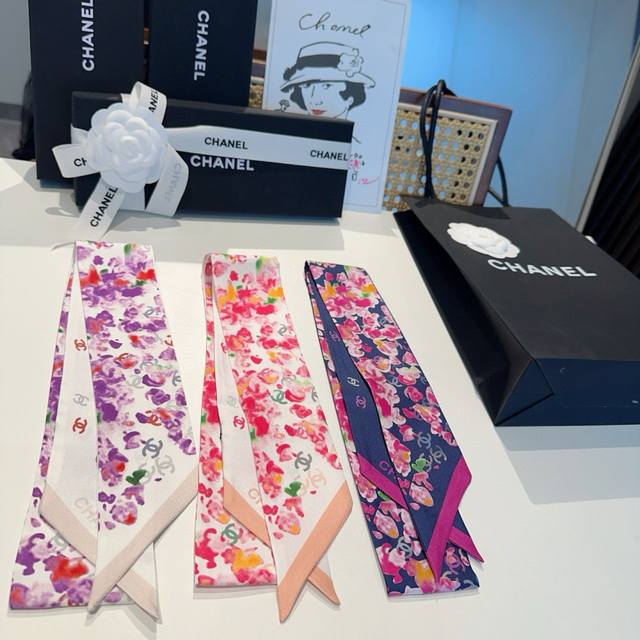 Three-Color Chanel Twilly Scarf Is Here. Chanel Starlight Letters Are Truly Cute
