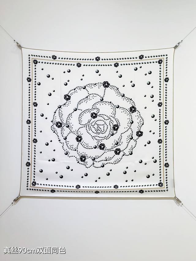 scc2533 18 Momme Double-Sided 90X90Cm Twill Silk Chanel