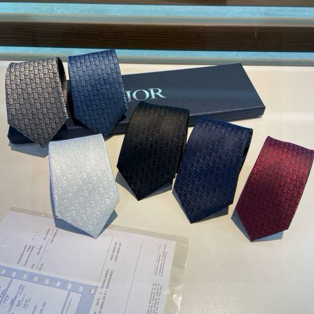 New Dior Tie Dior Men's Cd Tie Is Rare, Showing Exquisite Craftsmanship And Fash