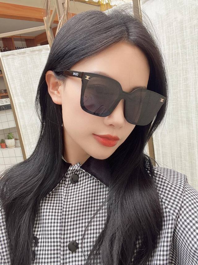 celine Celine 2025 New Sunglasses Sunglasses Become A Must-Have Accessory Eve