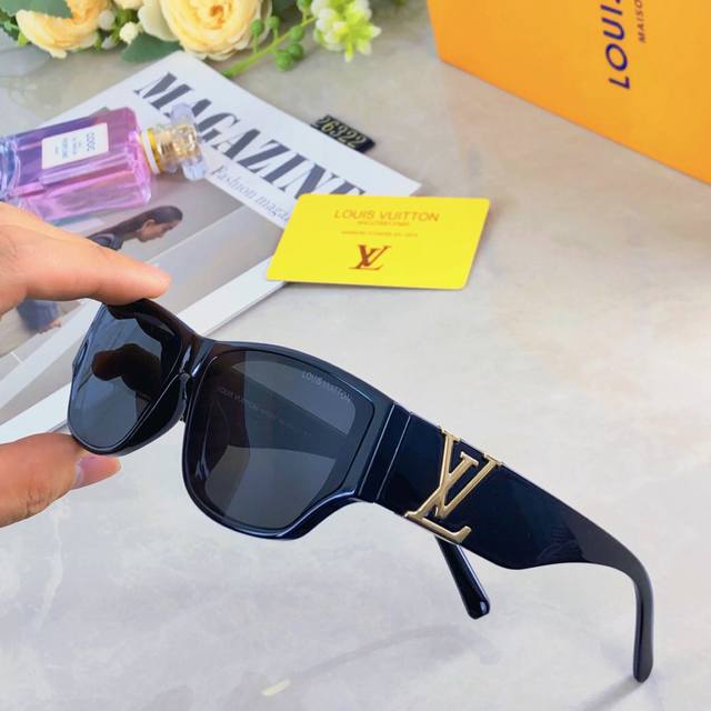 louis Vuitto*2025 New Tang Yan Same Style Sunglasses Cat Eye Retro European A