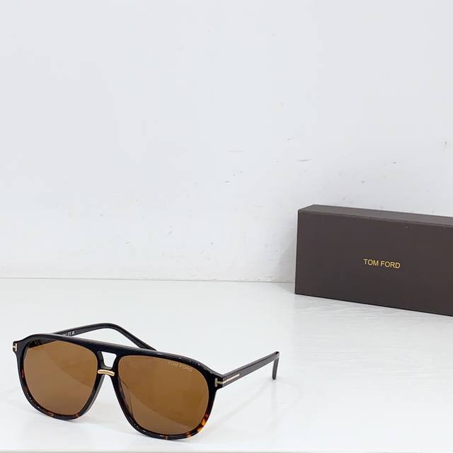 tom For* Mod Ft1026 Size 61 Ports 12-145