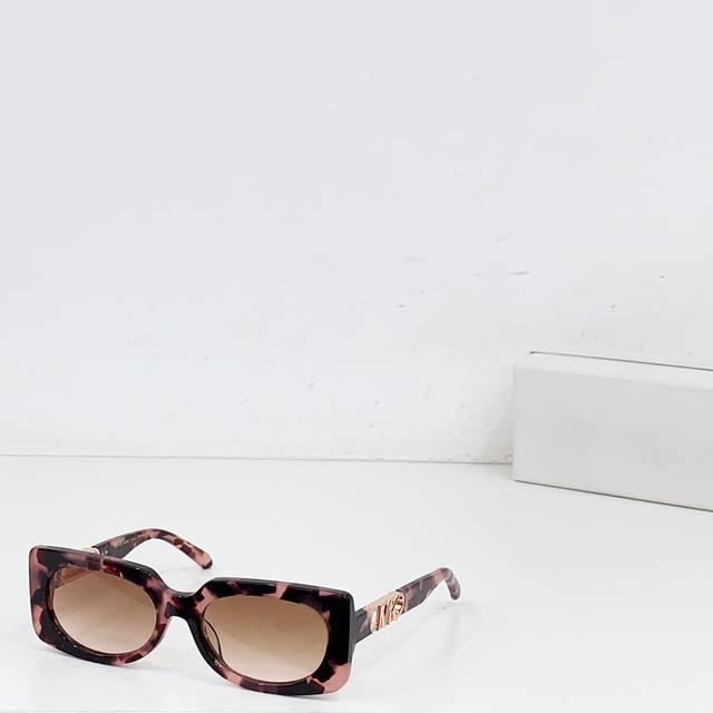 michael Korsmodel Mk 2215Size 55 Ports 19-143