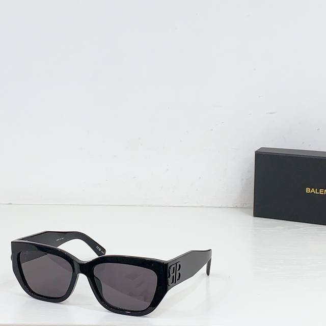 balenciaga Mod Bb0361 Size 56-17-130