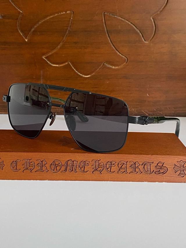 new Sunglasses New Chrome Heart Ch8240 Size:58-15-147