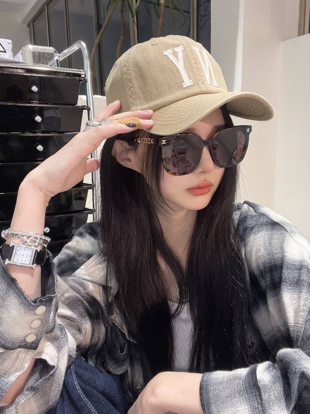 Chanel Has Arrived Exclusive First Release Square Frame Lens Extension Double C