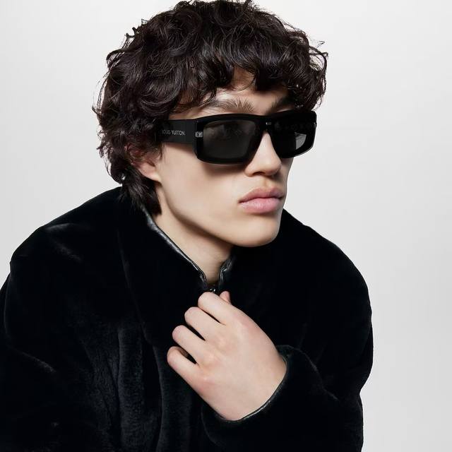 louis Vuitton Ski Series Launches Lv Speed Mask Sunglasses With Mask-Style Fr